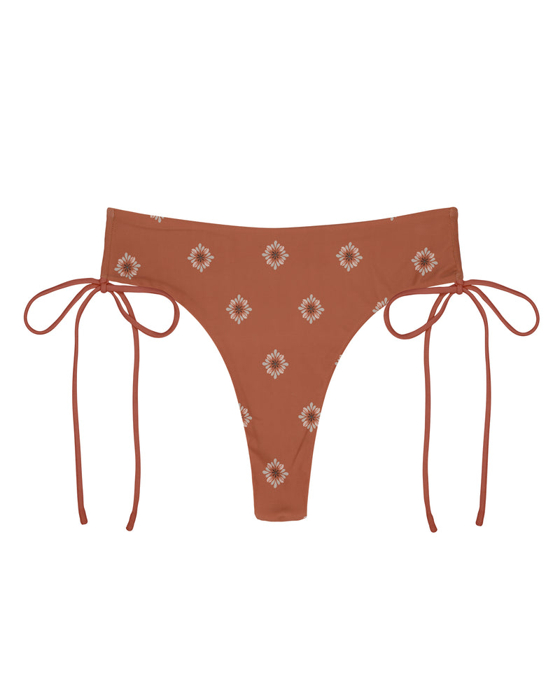 MONICA Bikini Bottom -energy of ocean- – RESELVES